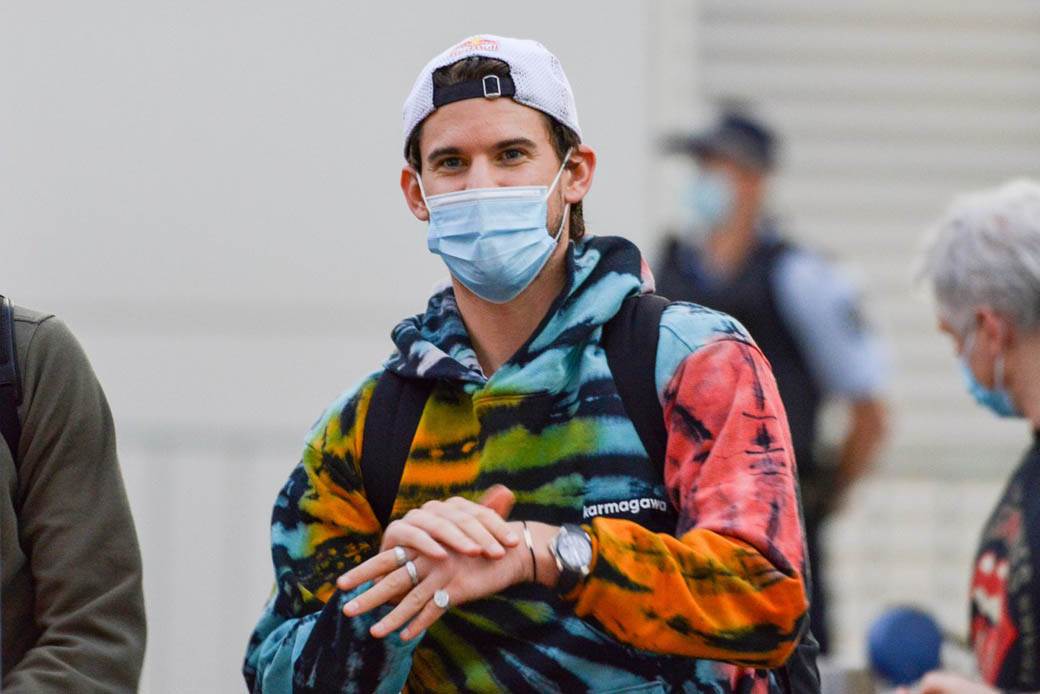 novak djokovic stigao u australiju adelejd karantin 2 nedelje fotografije