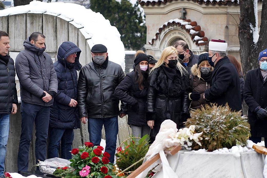 dzej ramadanovski pomen 40 dana od smrti foto