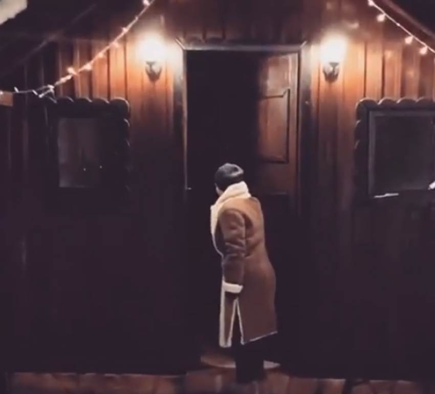 Seka Aleksić pokazala kokošinjac