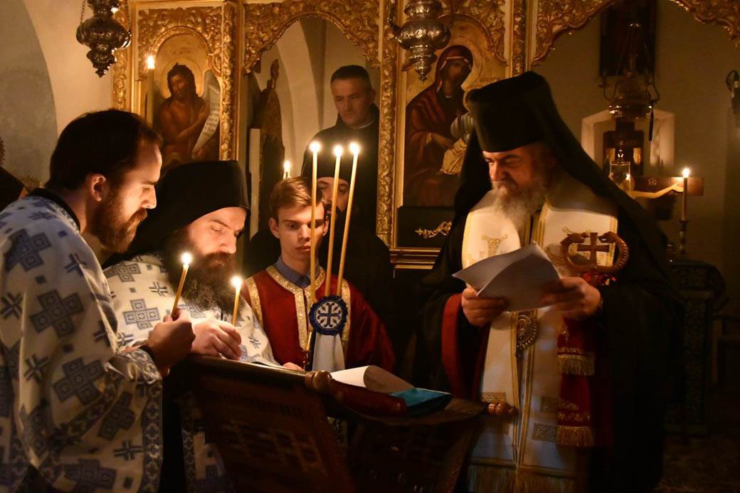 kolumbijac rodrigo postao monah spc zamonasio se na cetinju