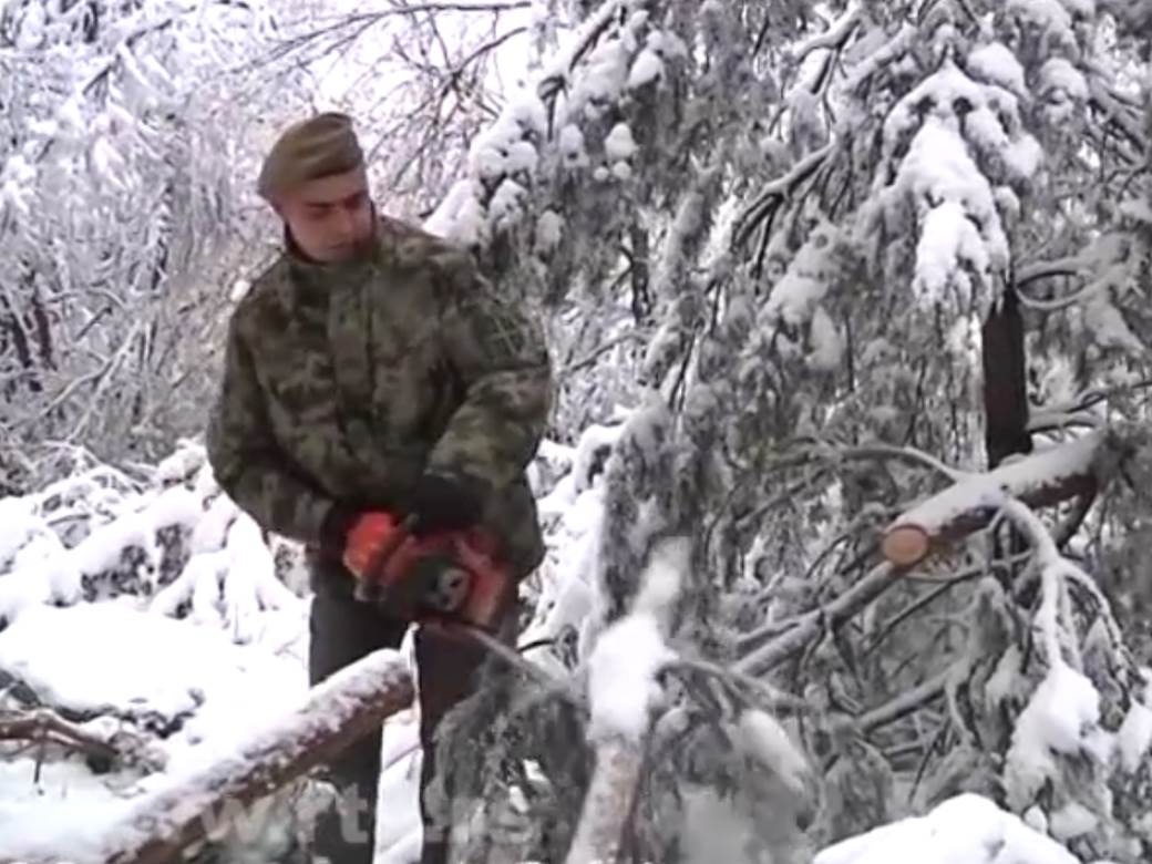 srbija zima planine sneg sela bez struje pomaze vojska 