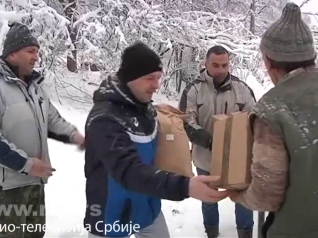 srbija zima planine sneg sela bez struje pomaze vojska 