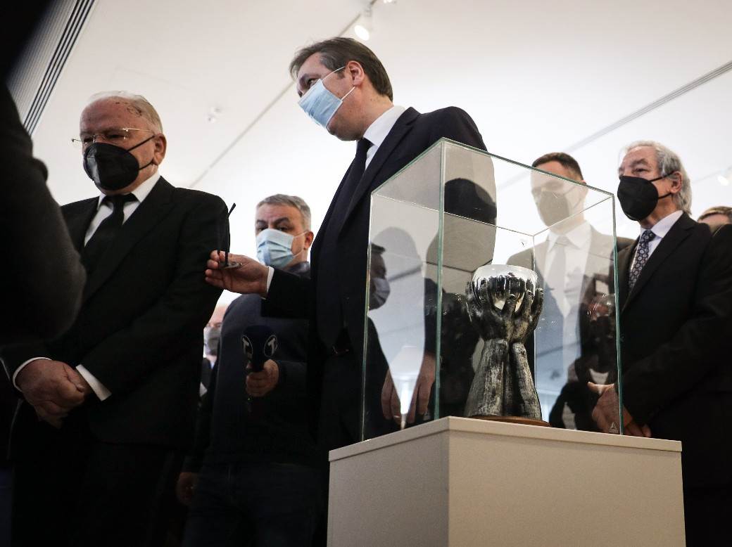 aleksandar vučić dušan duda ivković partija šaha 100 godina košarkaškog kluba radnički