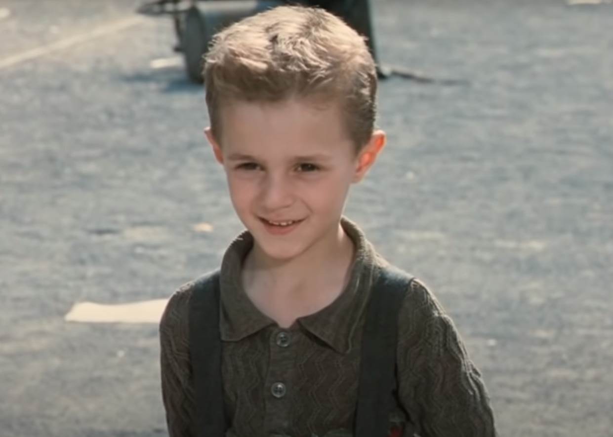 zivot je lep film decak glumac gde je sad