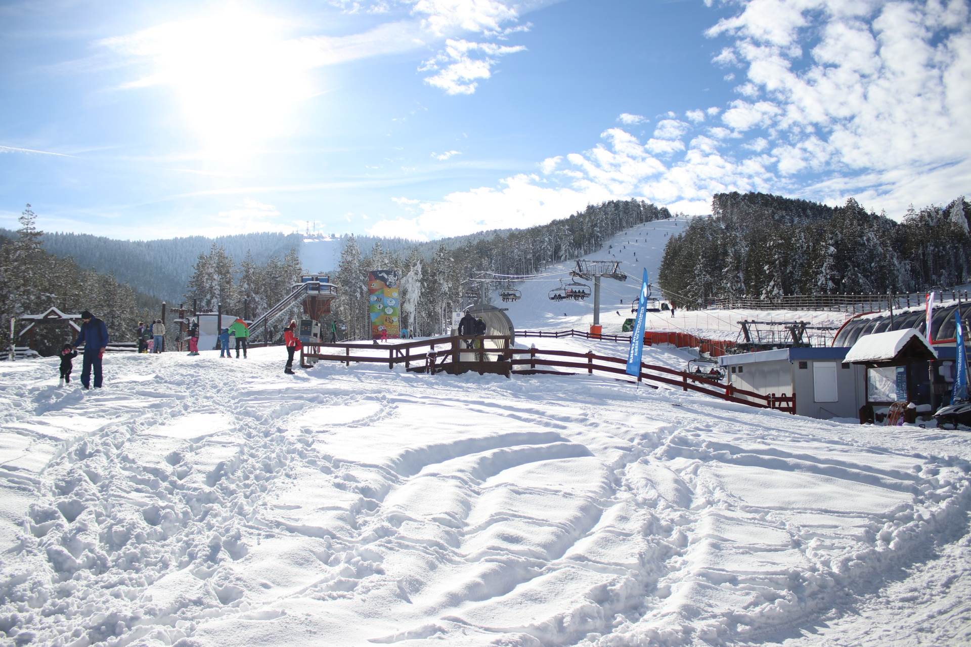 gondola na zlatiboru turisti redovi
