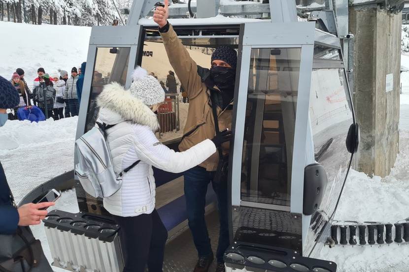 gondola na zlatiboru turisti redovi