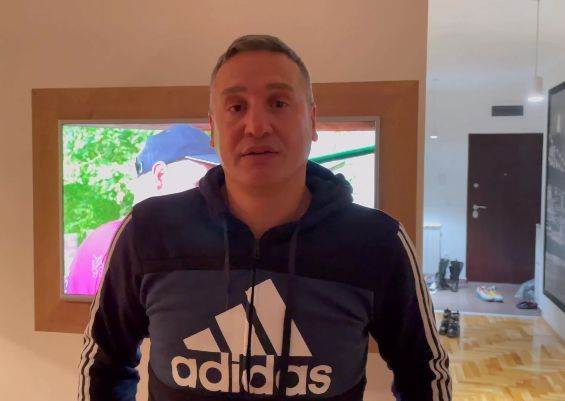 luna djogani gagi djogani poklon iznenadjenje plakanje