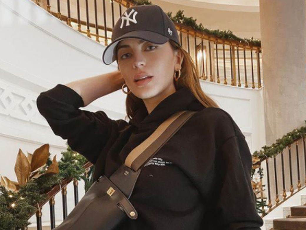 milica pavlovic u donjem vesu video