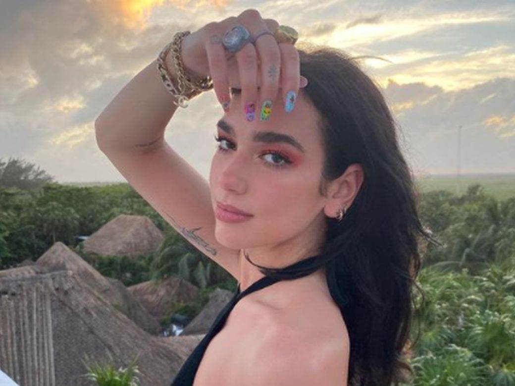 Majka Dua Lipe podigla 3 prsta