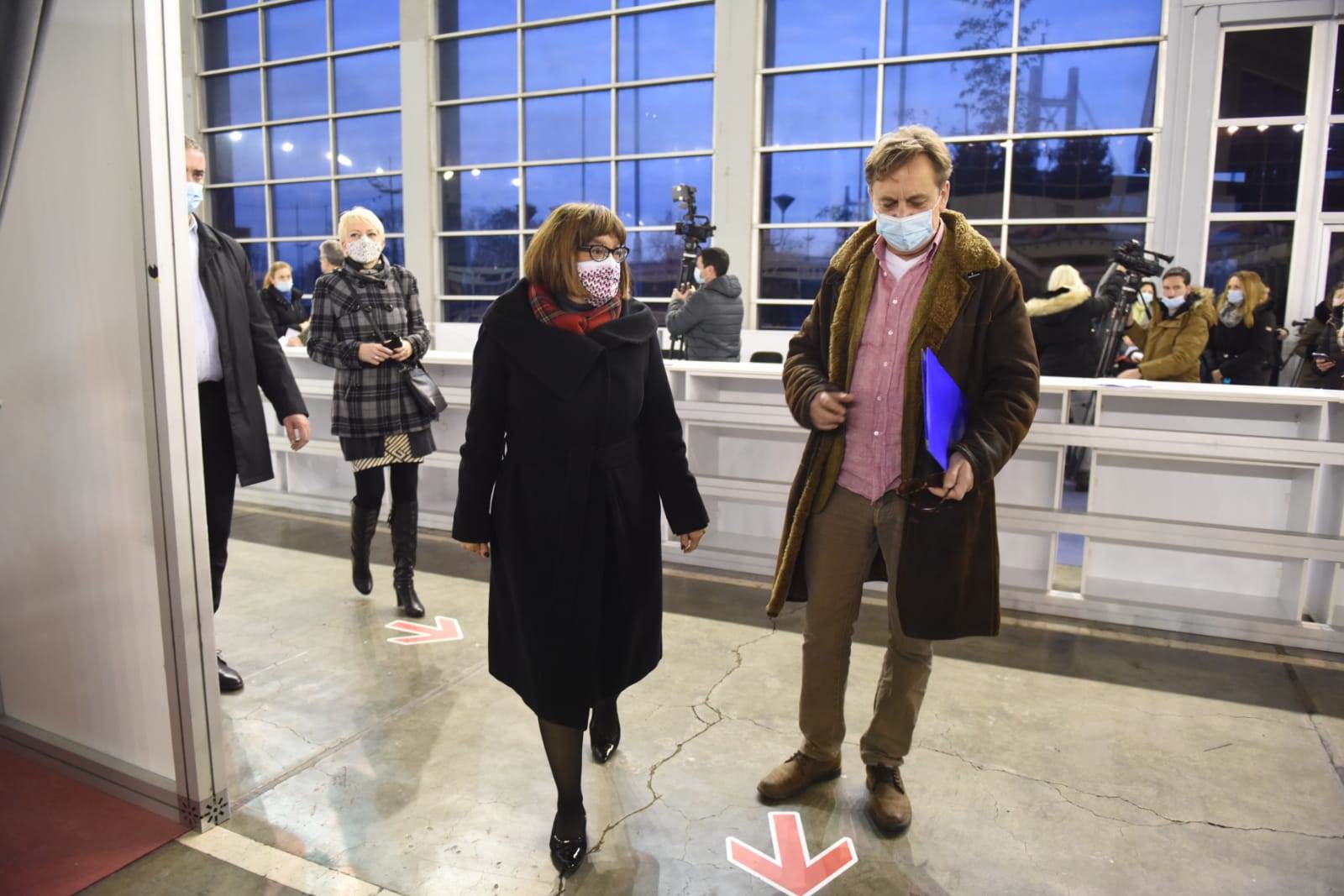 vakcine glumci na sajmu kineska, fajzerova foto