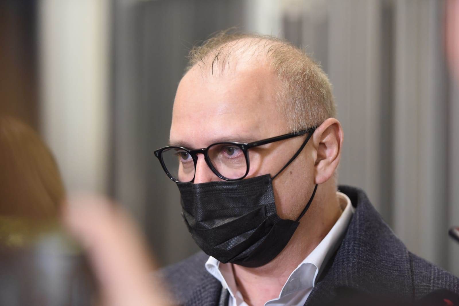 vakcine glumci na sajmu kineska, fajzerova foto