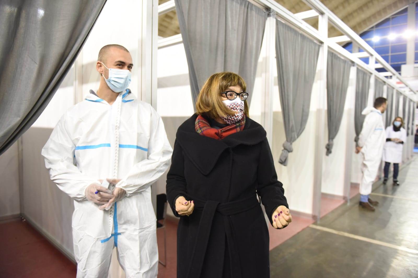 vakcine glumci na sajmu kineska, fajzerova foto