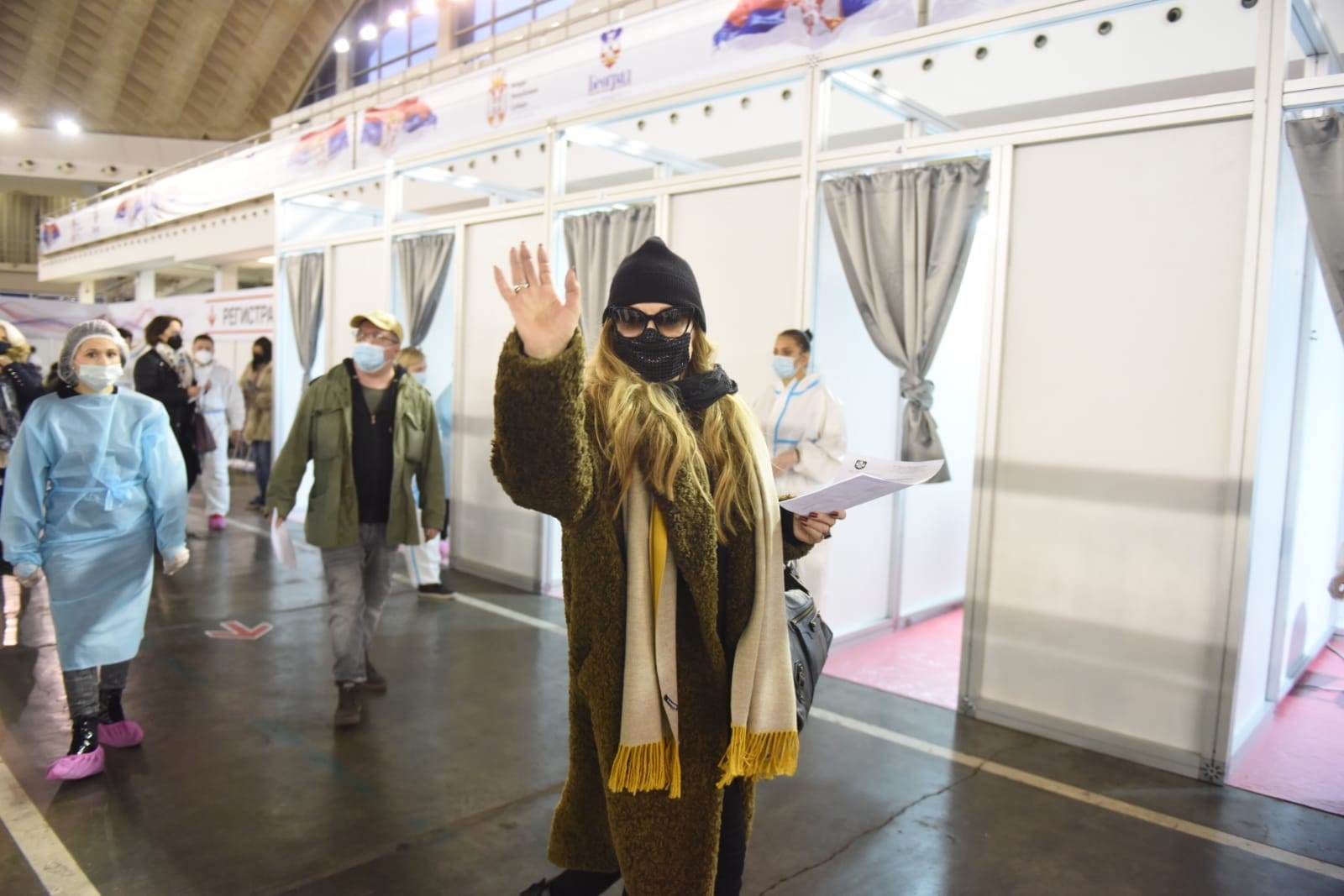 vakcine glumci na sajmu kineska, fajzerova foto