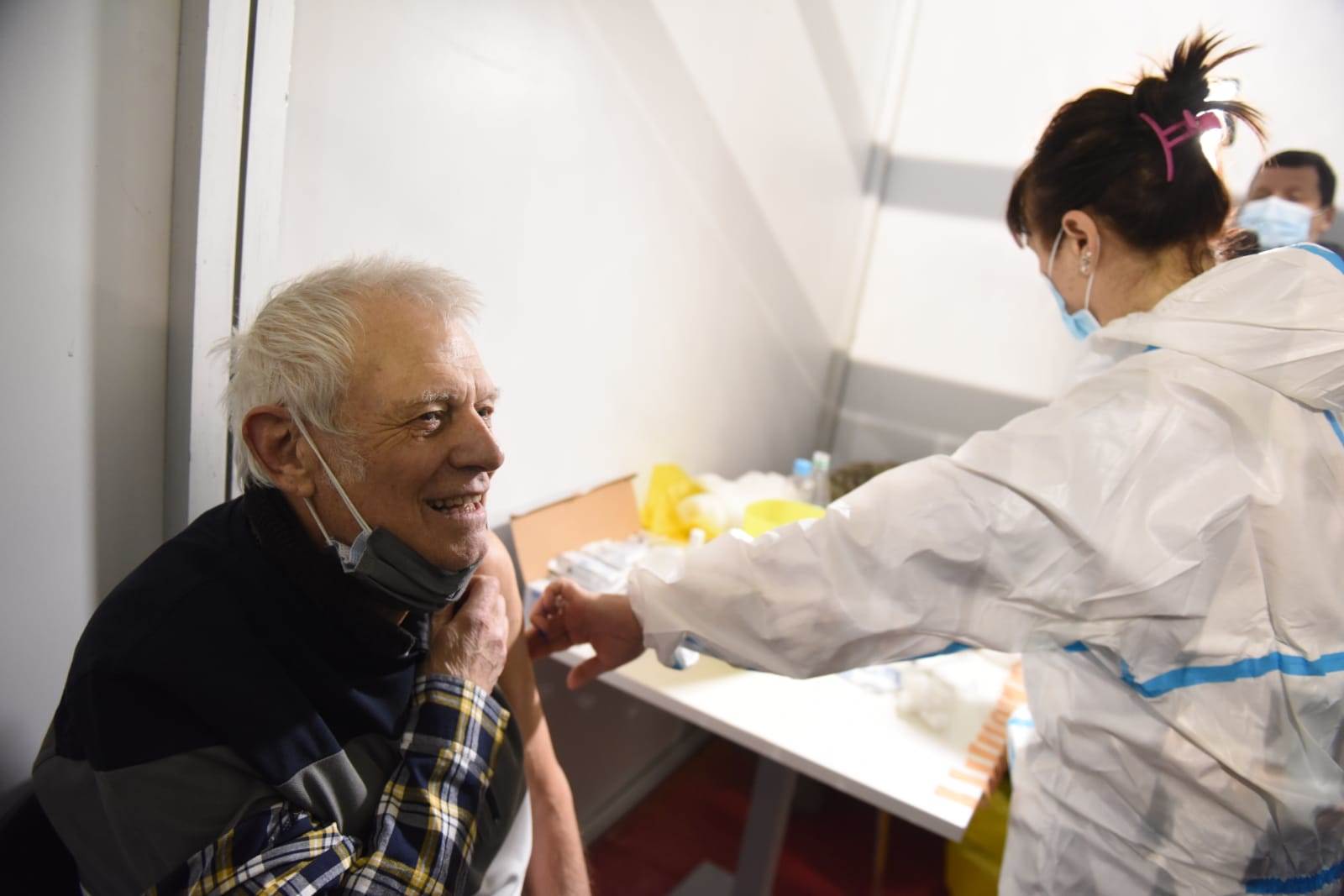 vakcine glumci na sajmu kineska, fajzerova foto