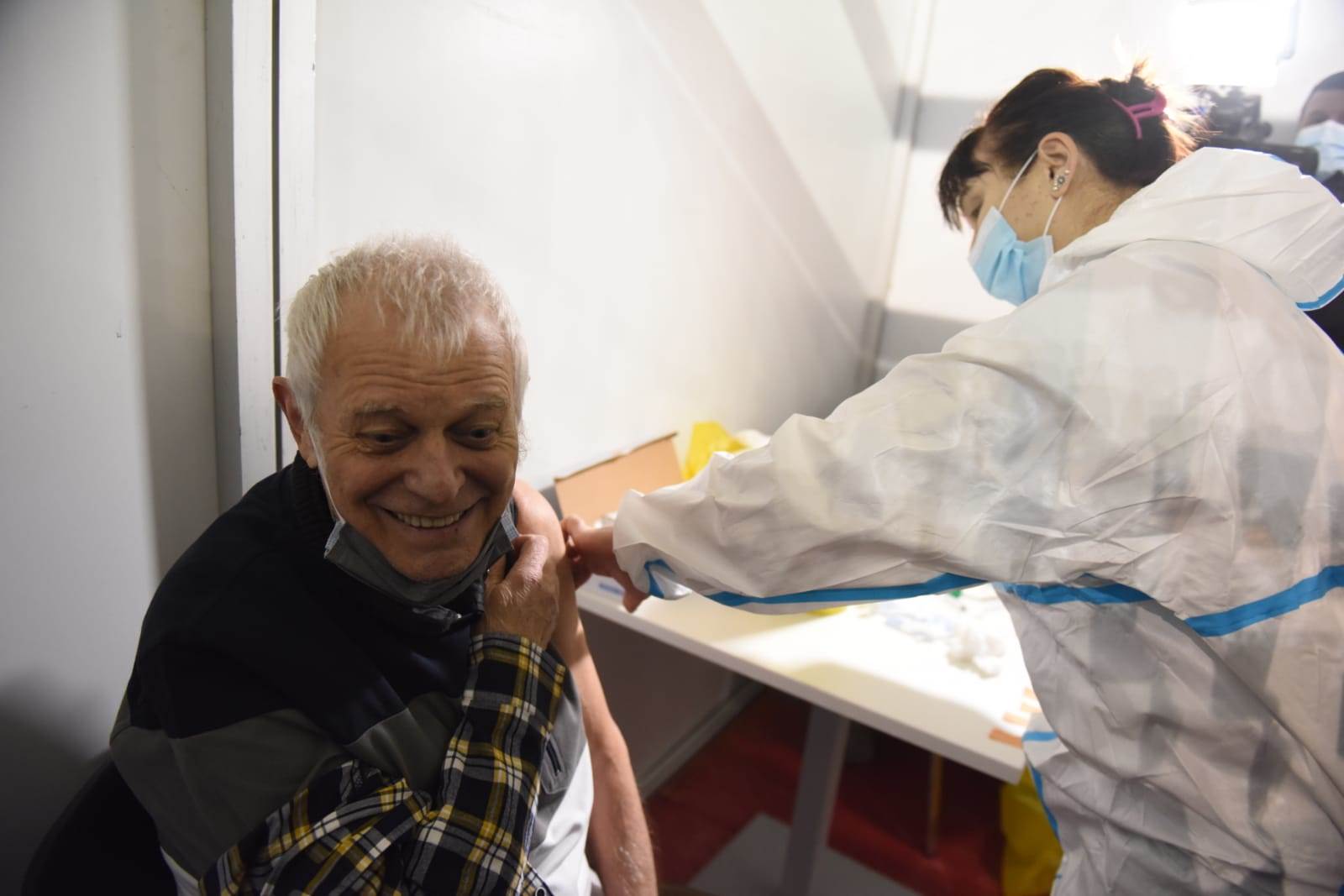 vakcine glumci na sajmu kineska, fajzerova foto