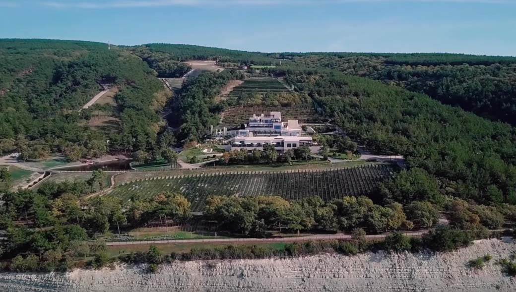 vladimir putin vila crno more kako izgleda