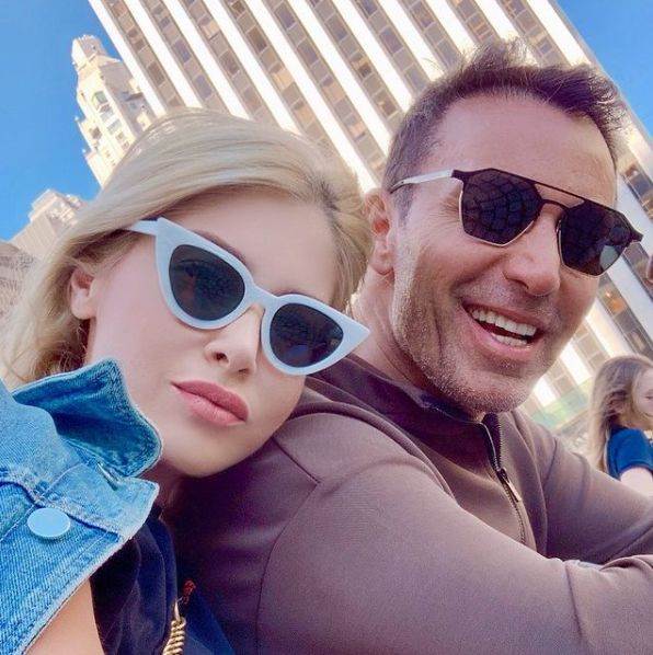 Prvi snimak Mustafine supruge u venčanici