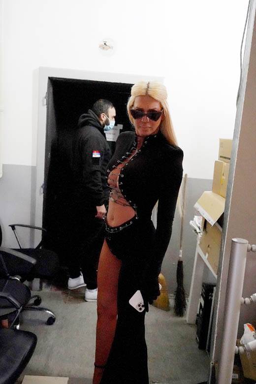 jelena karleusa bez gaca foto