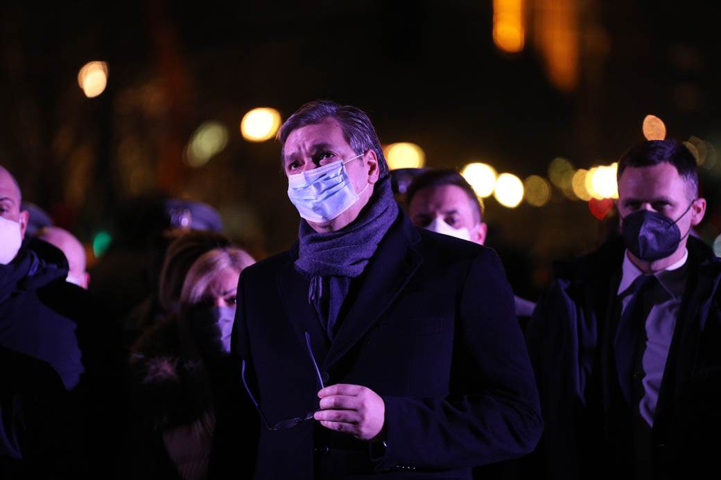 stefan nemanja spomenik koliko kosta