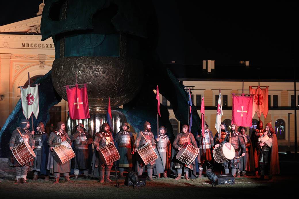 stefan nemanja spomenik koliko kosta