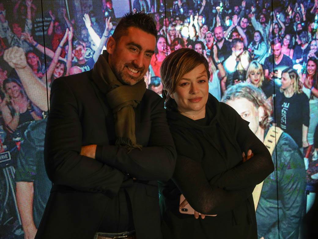 negativ koncert kombank dvorana 13. februar komentari