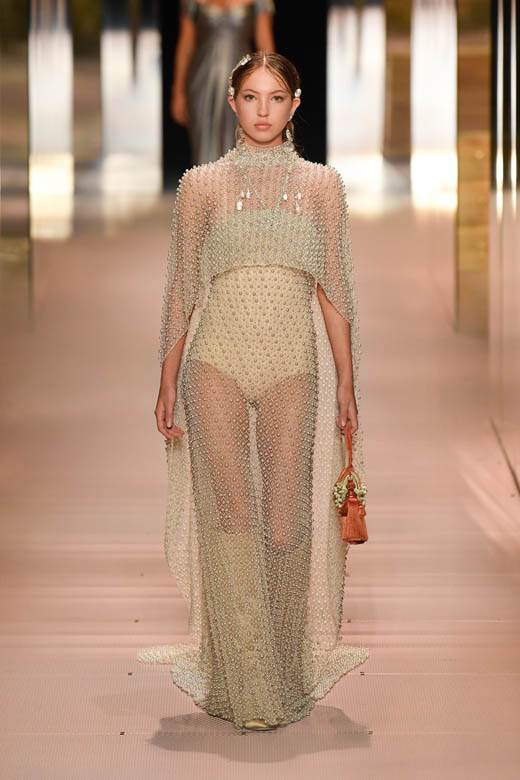 kejt mos cerka lila grejs mos modna revija fendi fotografije