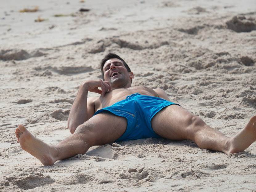 novak djokovic plaza tenis blam smeh zakucao se u mrezu komentari 