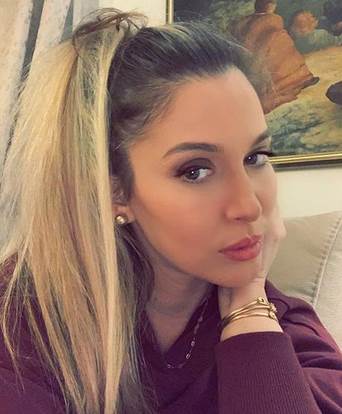 sasa joksimovic zena nevena foto