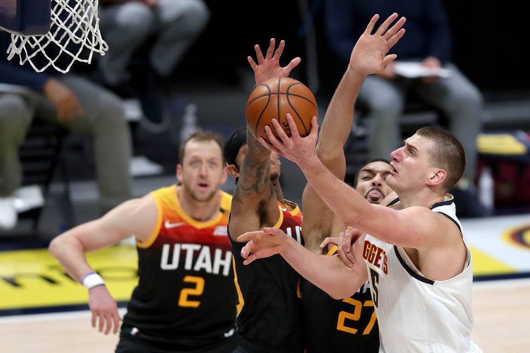 nikola jokic 47 poena nba duel rudi gober video