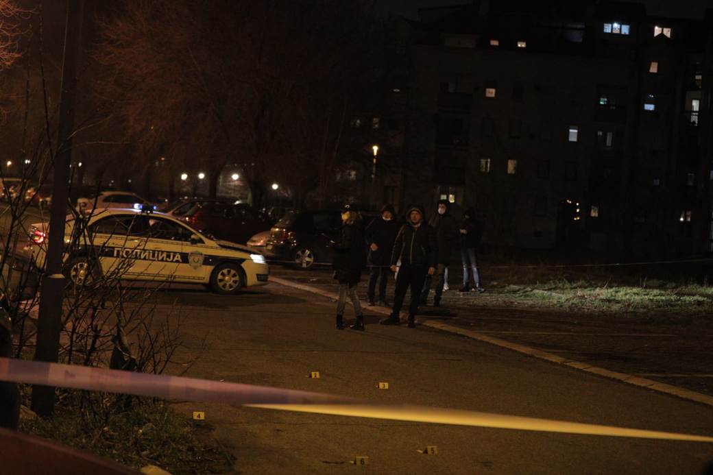 novi beograd ranjavanje pucnjava advokat arsenije stefanovic parking foto video 