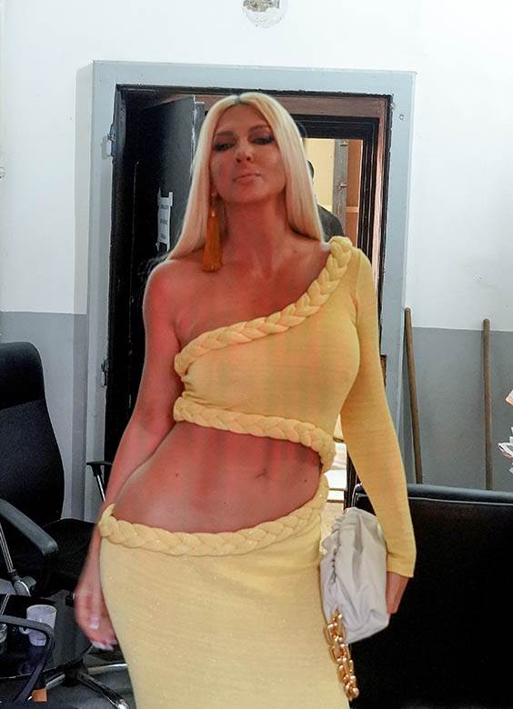 Jelena Karleuša o Zvezdama Granda na Fejsbuku