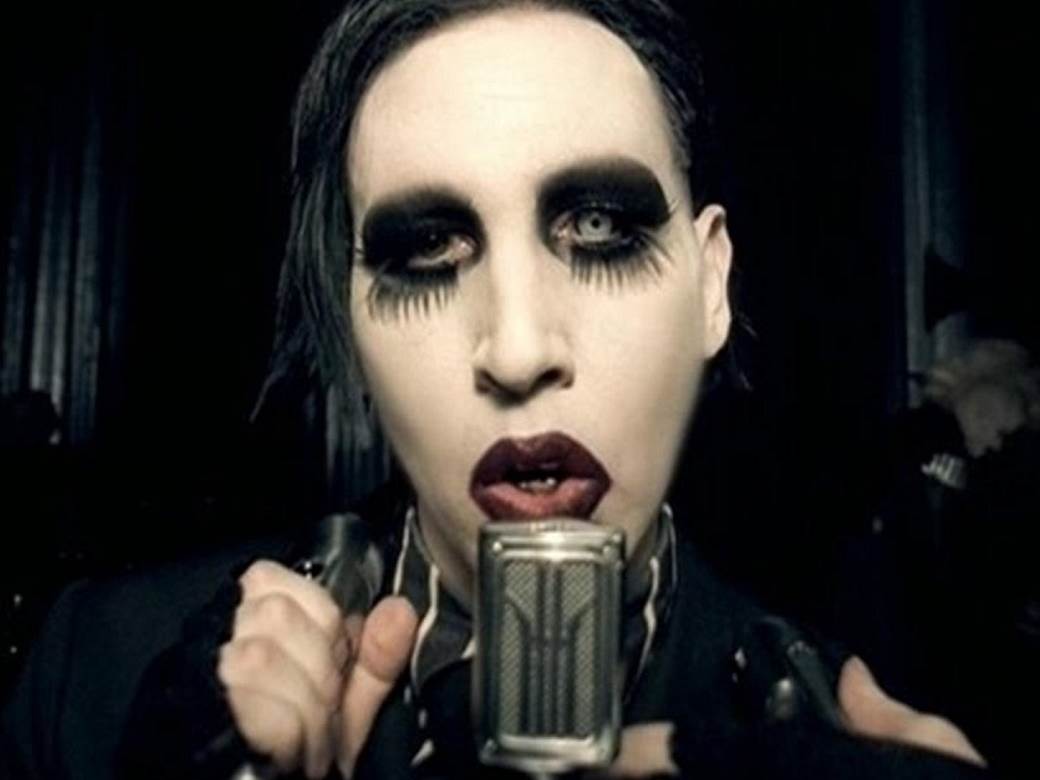 Životna priča Evan Rejčel Vud koju je silovao Merilin Menson