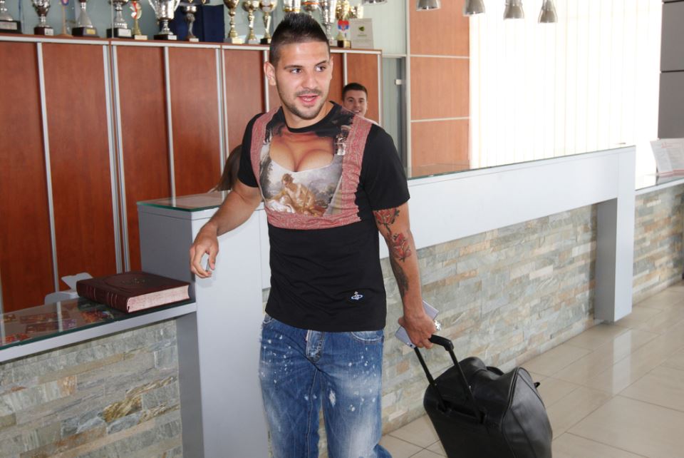 aleksandar mitrovic najludje frizure imidz vencanje farmerke kristina janjic foto