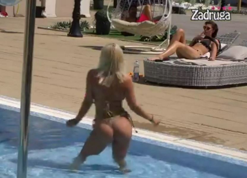 sanja stankovic u kupacem