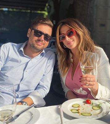 Voditeljka pre ljubila onog što je grejao bazen šerpom vrele vode, a danas Čanka