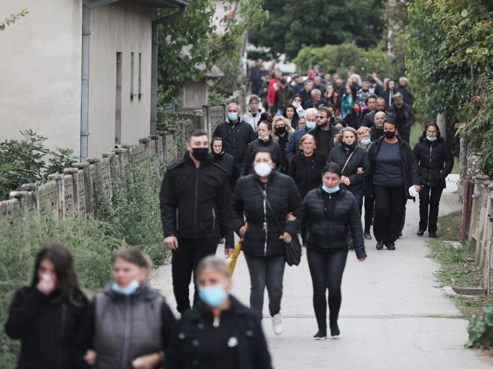 Povorka, sahrana porodice Đokić (1)