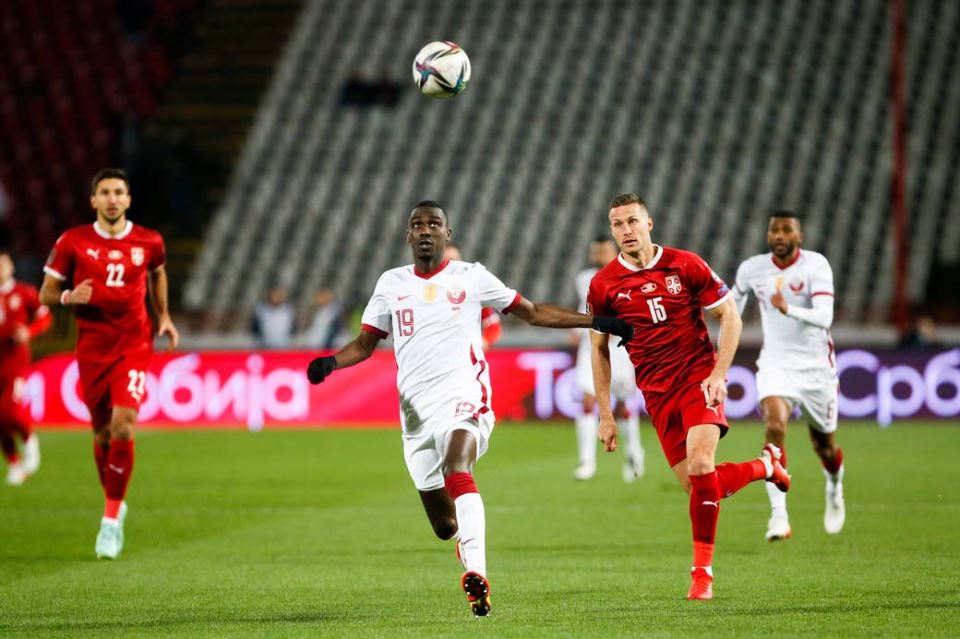 Prazan stadion na Srbija Katar 