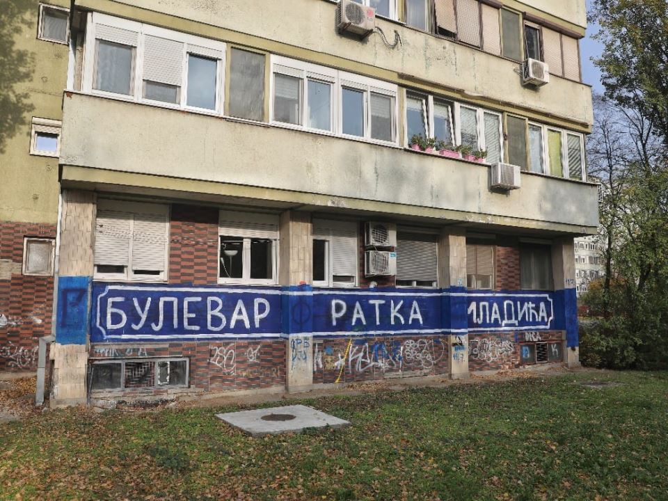 Uništen još jedan mural Ratku Mladiću