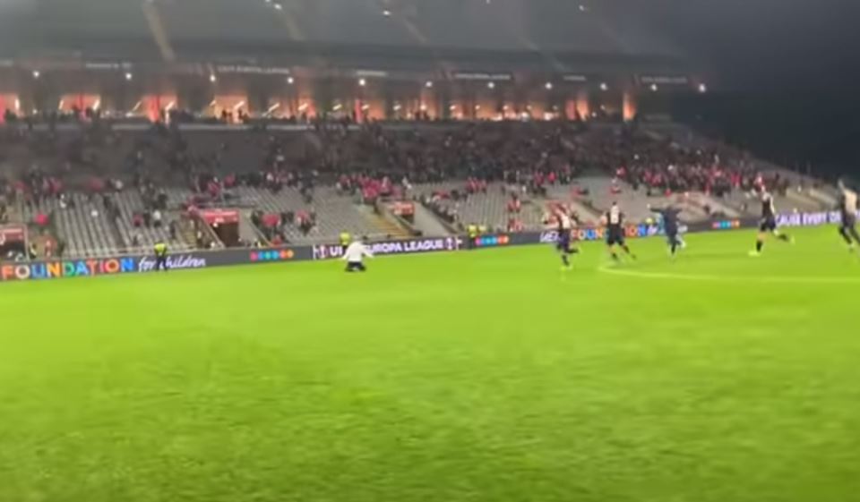 Crvena zvezda (1).jpg