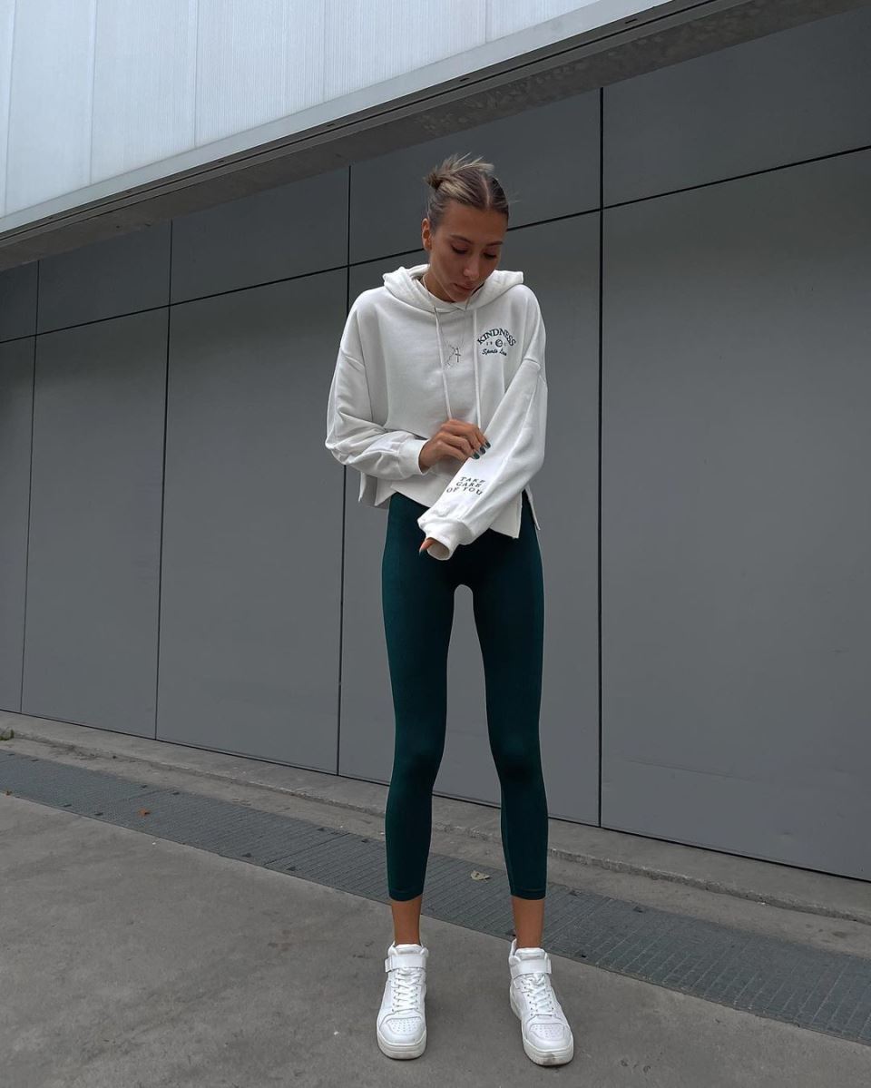 Devojka sa najdužim nogama na svetu  (2).jpg