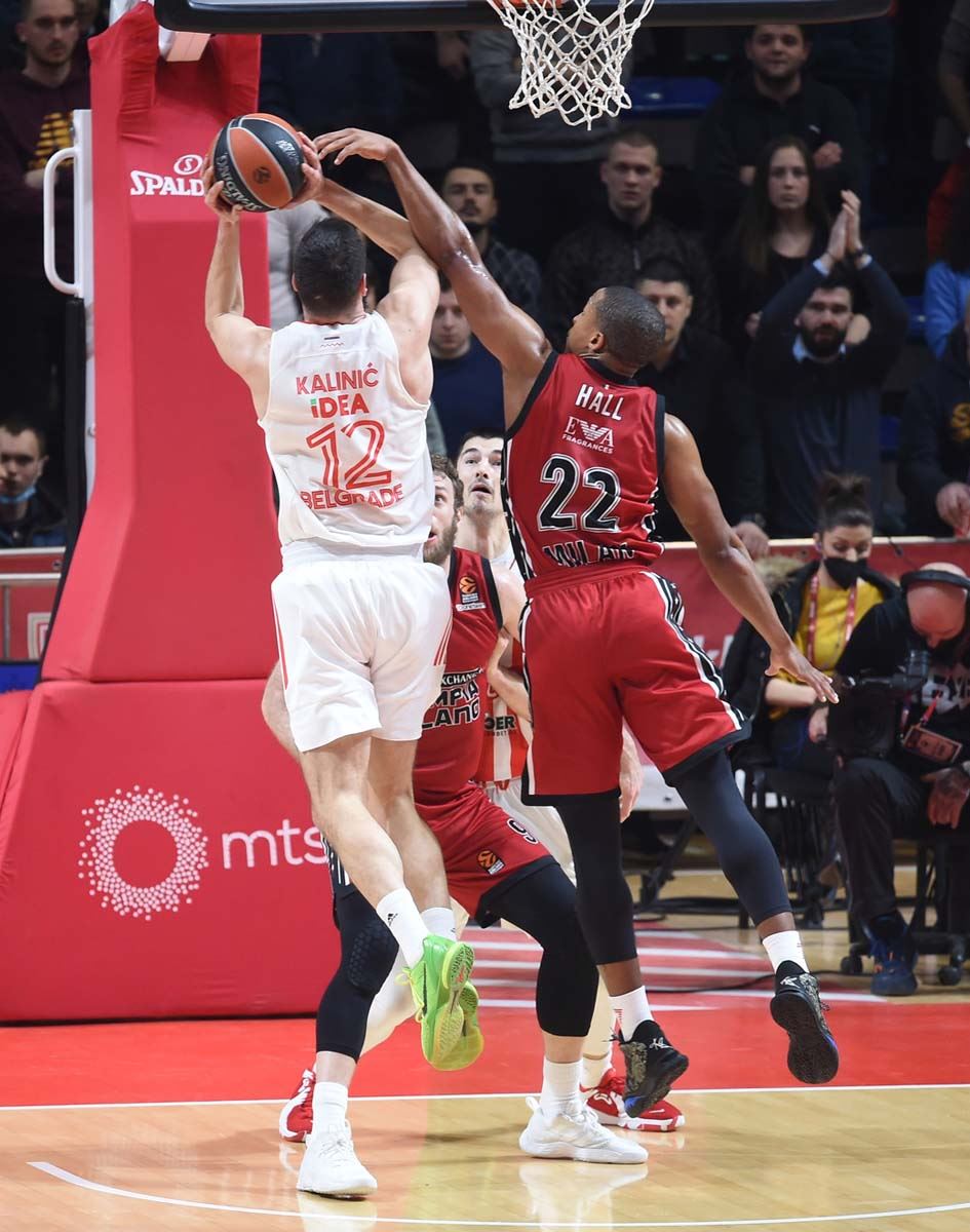 crvena zvezda. armani, utakmica (3).jpg