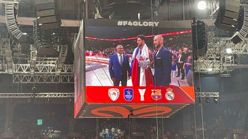 Efes Slavi titulu  (1).jpg