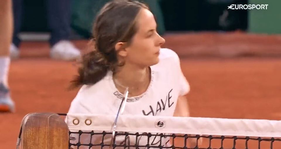 Devojka prekinula Rolan Garos (6).jpg