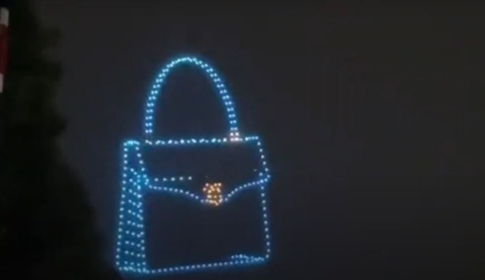 dronovi na kraljicinom jubileju (6).png