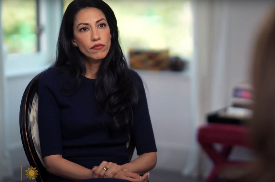 huma abedin (5).png