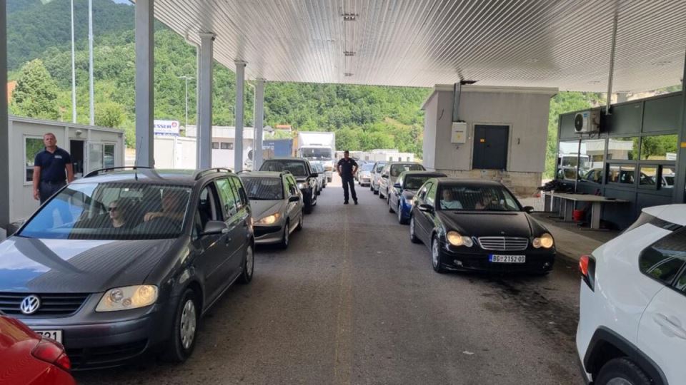 gužva granica 1.jpg