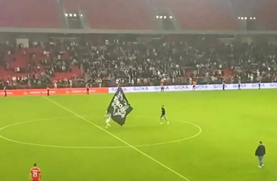 Zastava na terenu (1).jpg