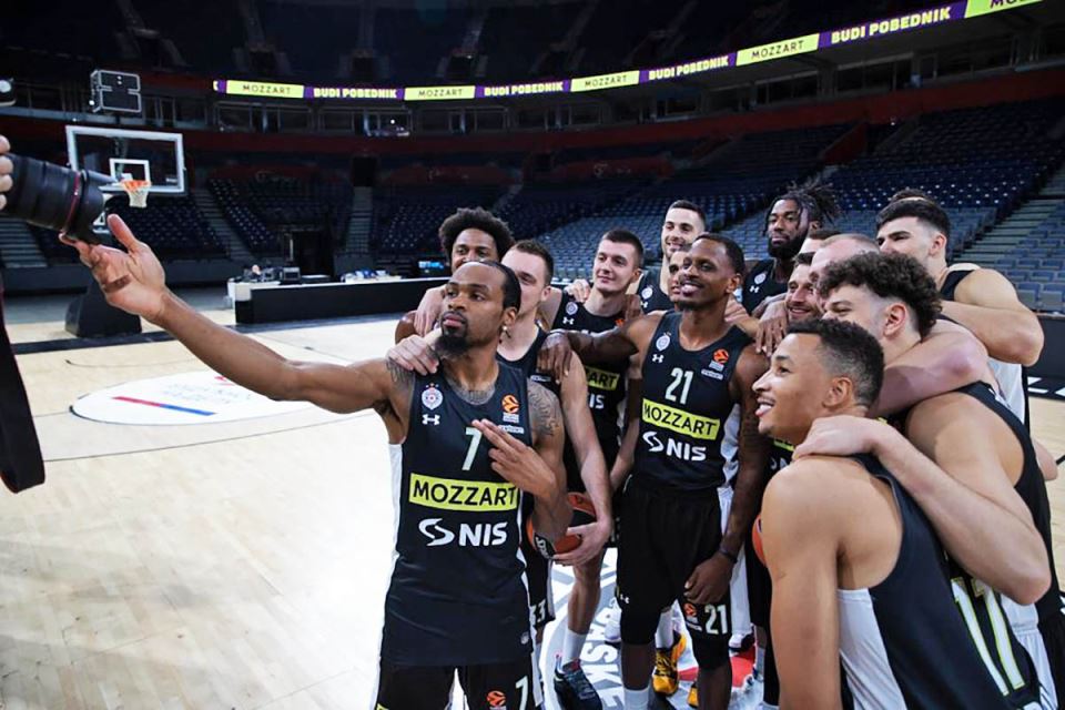 KK Partizan predstavljanje dresa (8).jpeg