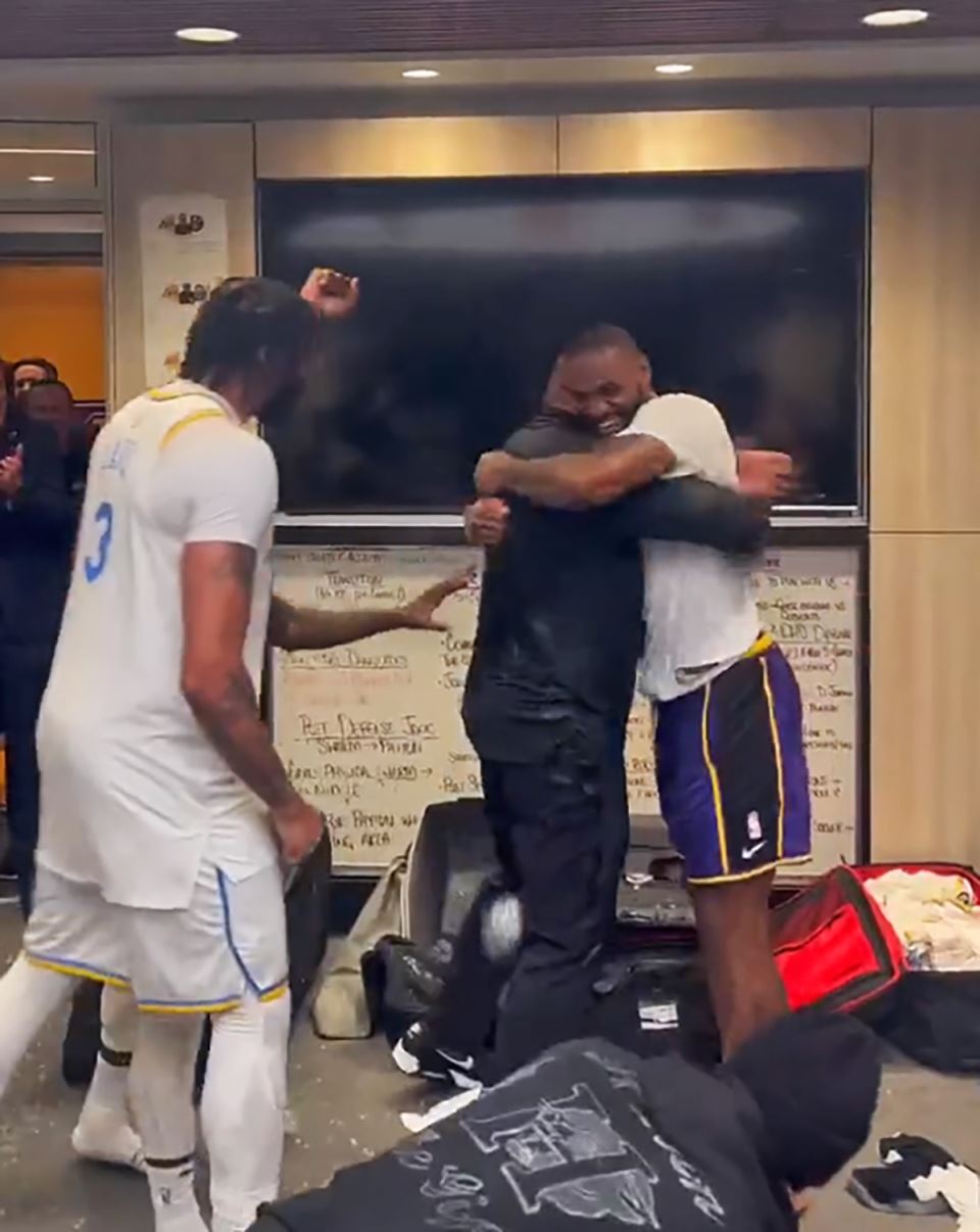 Darvin Ham Lejkersi (6).png