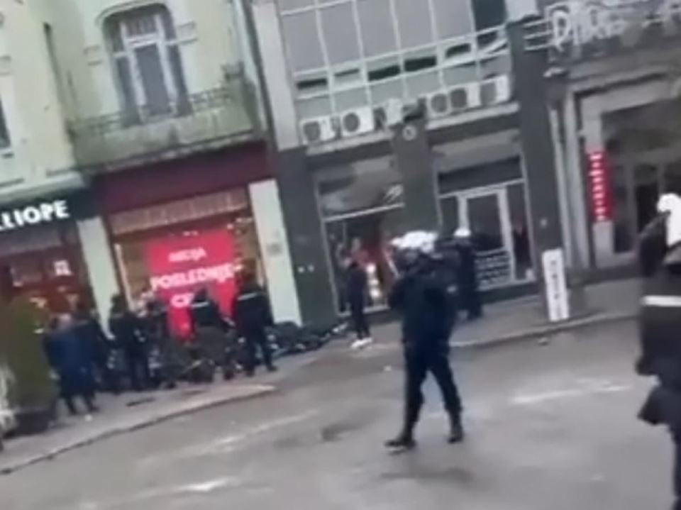 ŽESTOKA TUČA NAVIJAČA U NOVOM SADU (3).jpg